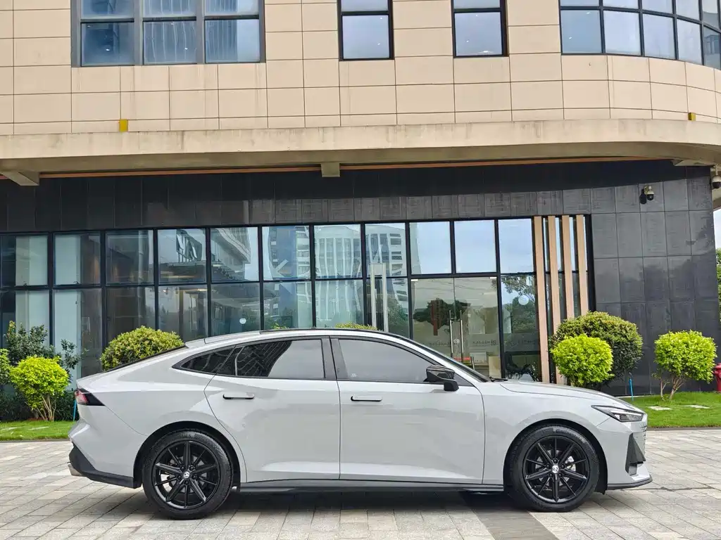 Changan UNI-V — миниатюра 2