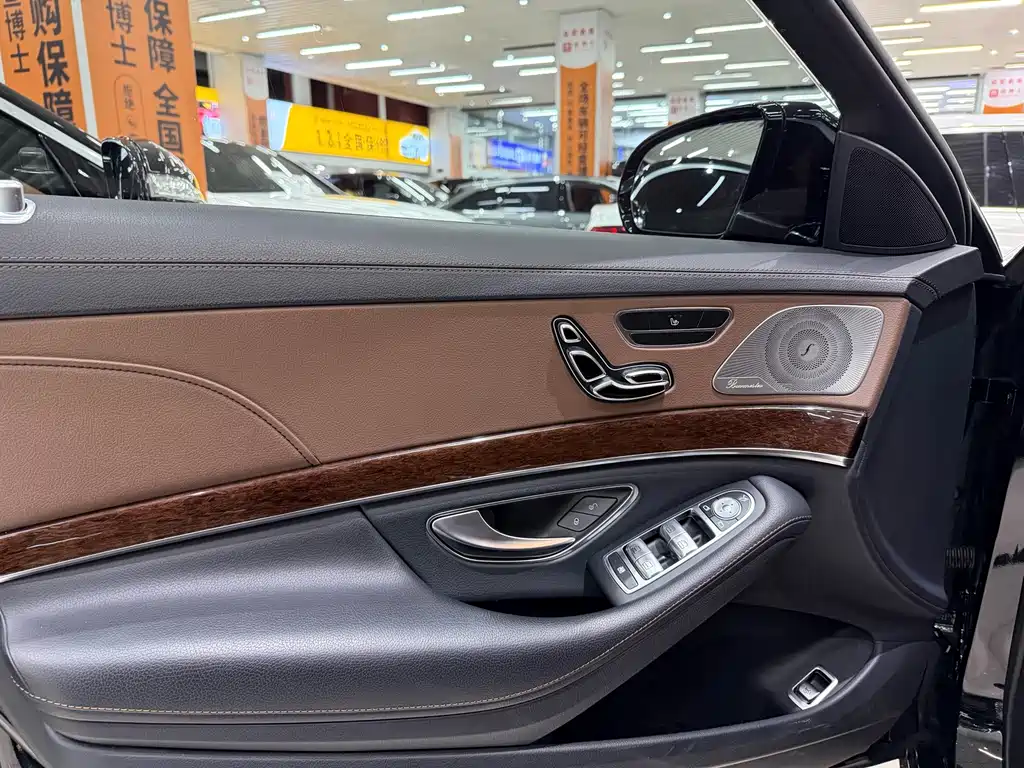 Mercedes-Benz S-Class — миниатюра 10