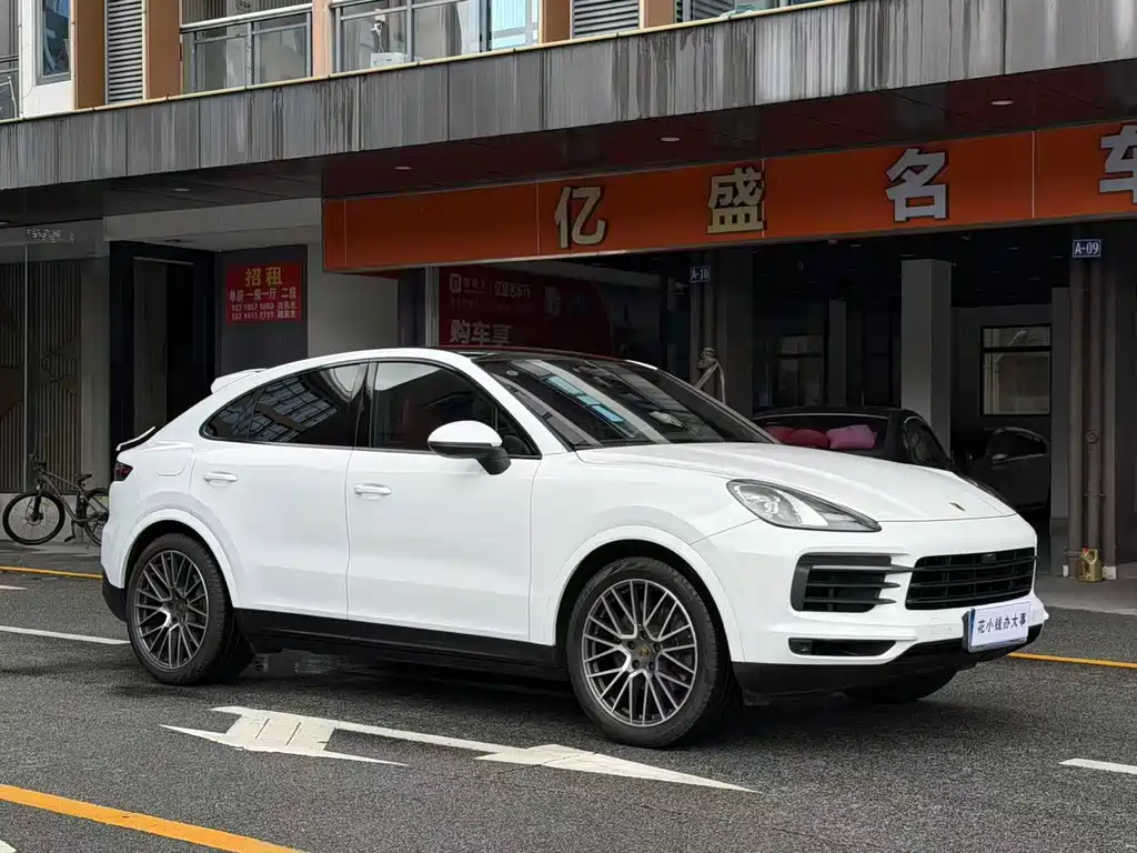 Porsche Cayenne — миниатюра 3