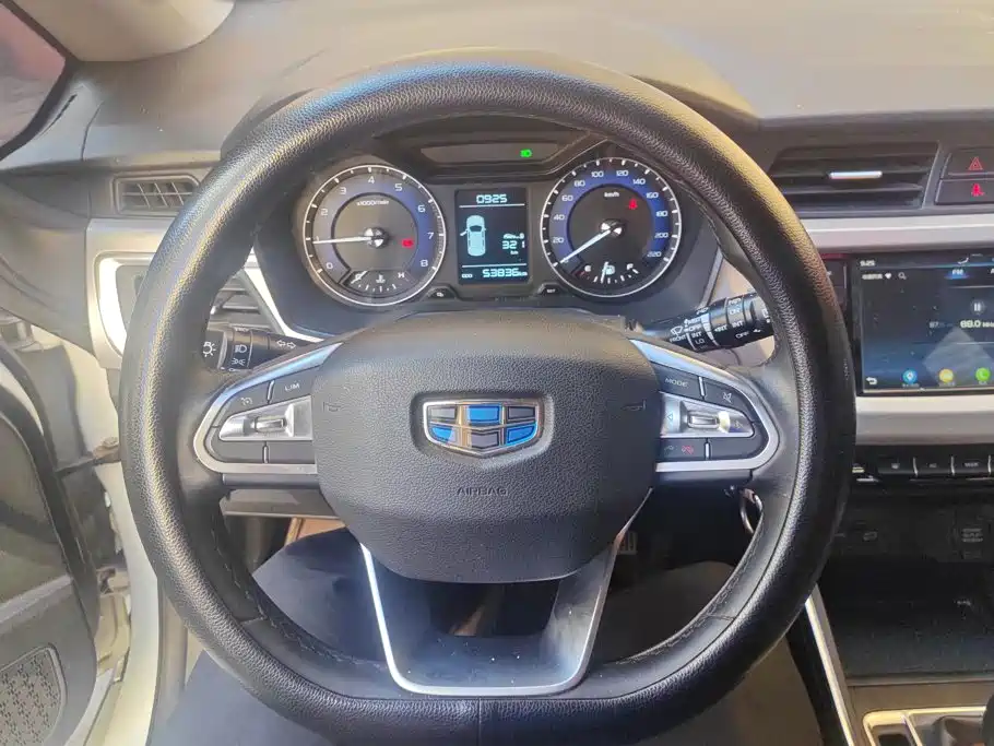 Geely Vision X3 — миниатюра 15