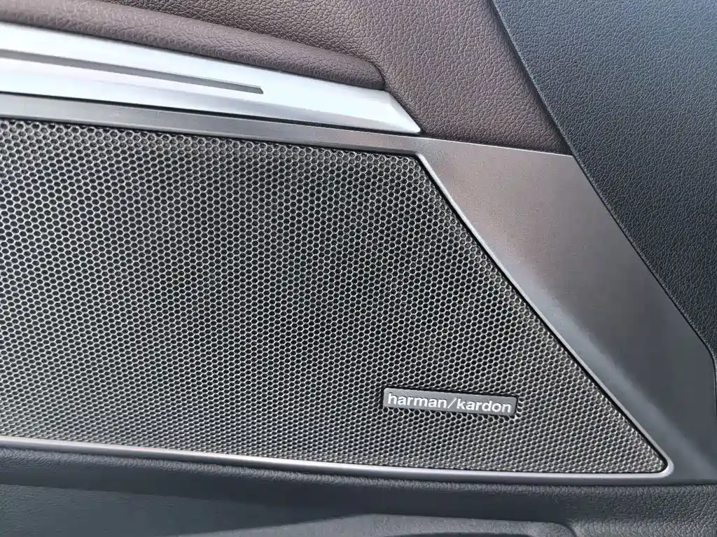 BMW 3 Series — миниатюра 7
