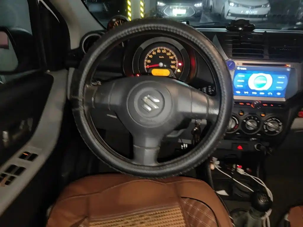 Suzuki Alto — миниатюра 11