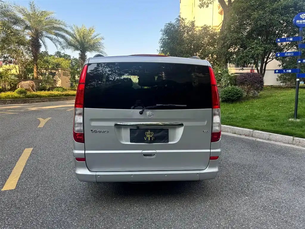 Mercedes-Benz Viano 2011 2.5L Luxury