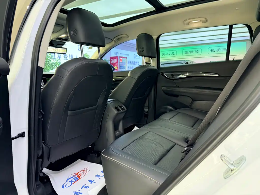 Buick Envision Plus — миниатюра 7