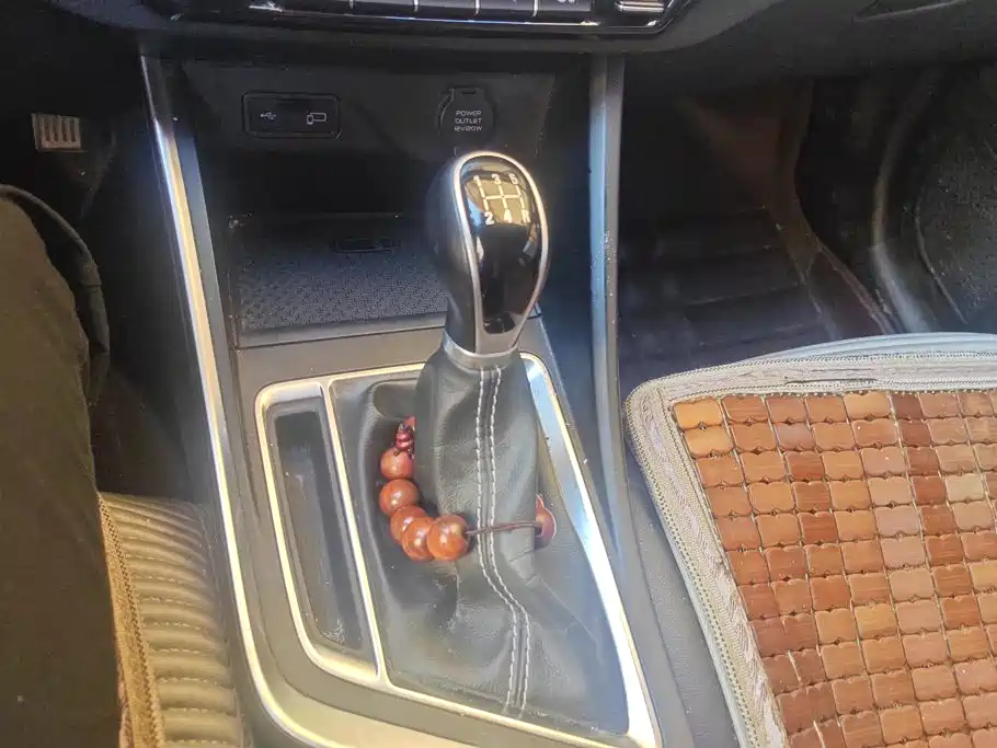 Geely Vision X3 — миниатюра 16
