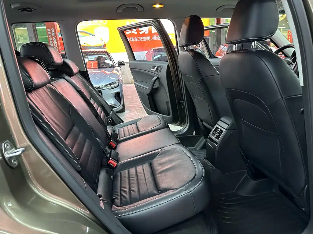 Skoda Yeti — миниатюра 11