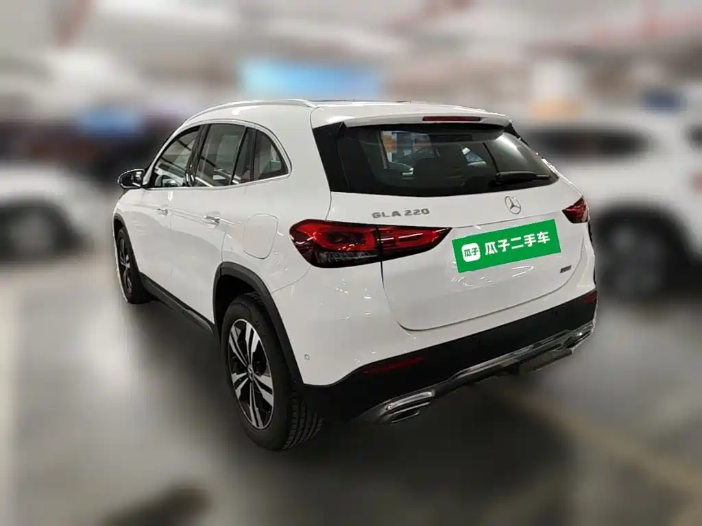 Mercedes-Benz GLA — миниатюра 7