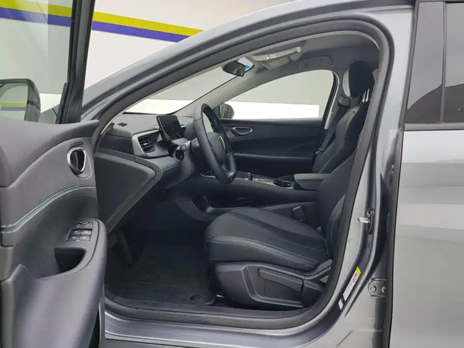 BYD Seal 05 DM-i — миниатюра 9
