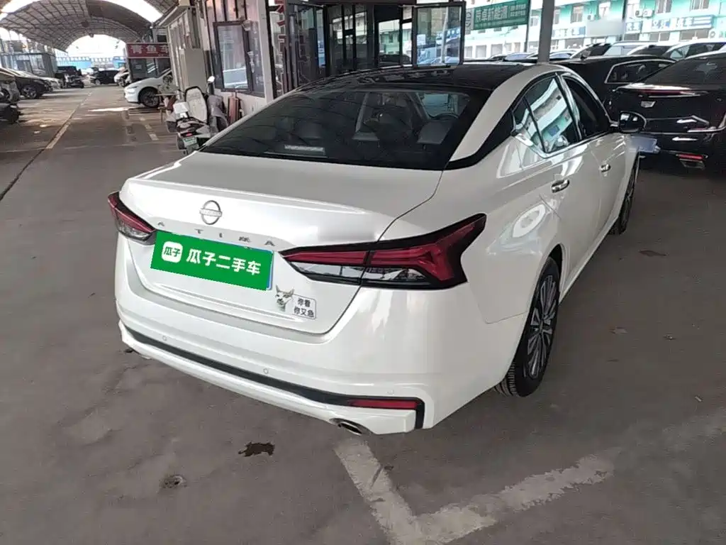 Nissan Teana — миниатюра 5