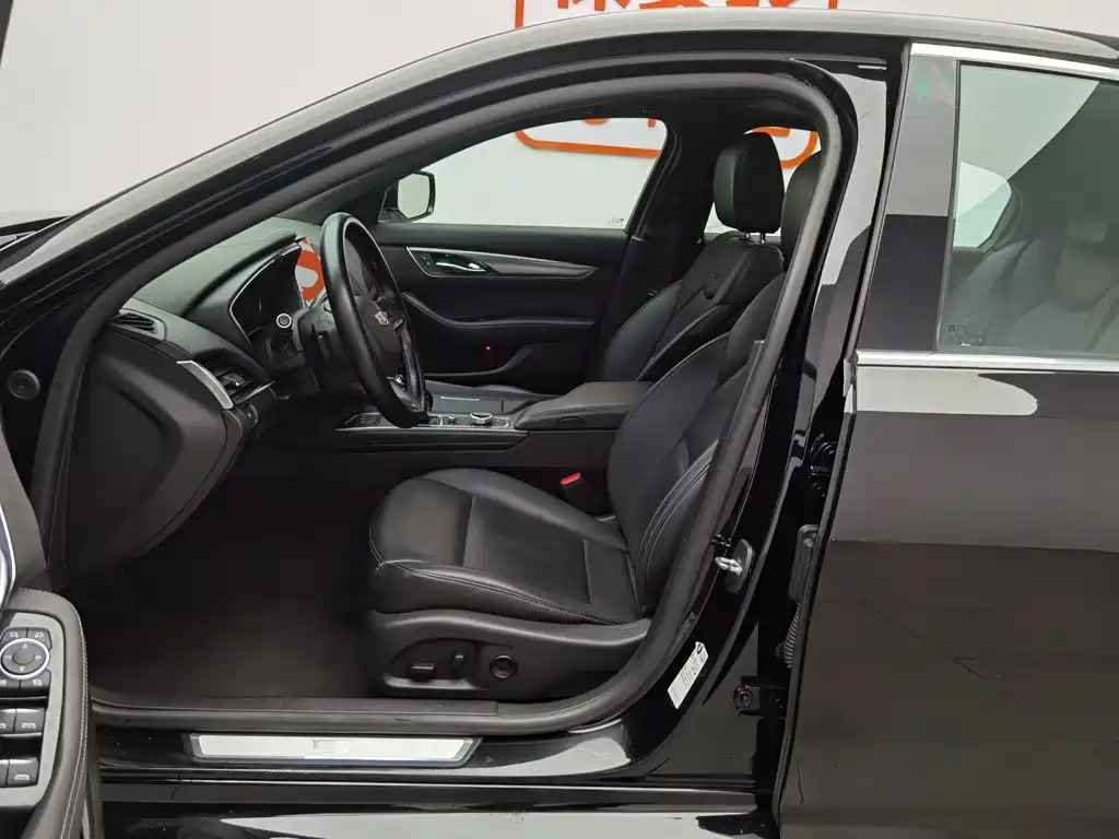 Cadillac CT5 2022 28T Luxury ( Standard )
