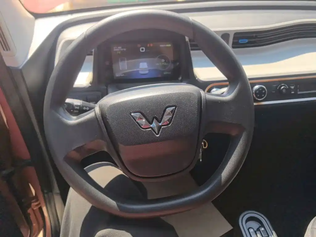 Wuling MINIEV — миниатюра 11