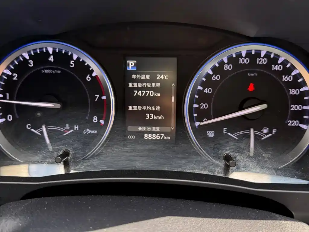 Toyota Highlander — миниатюра 16