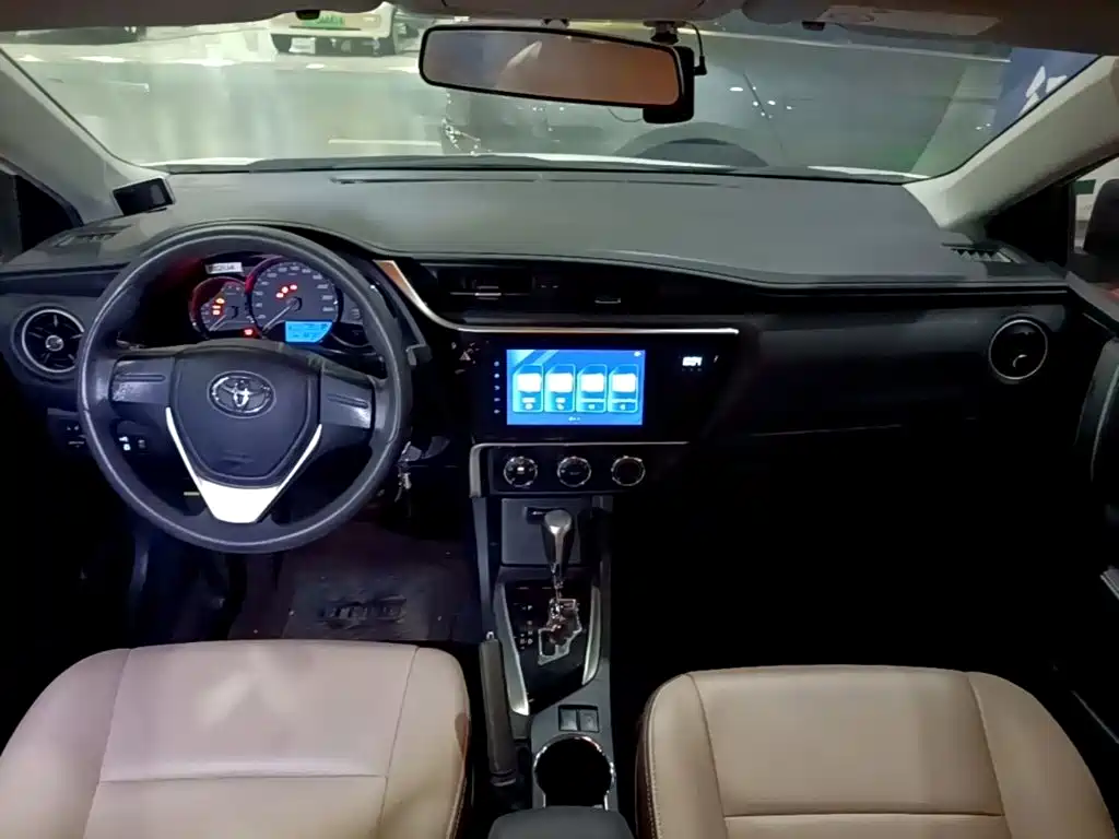 Toyota Corolla — миниатюра 10