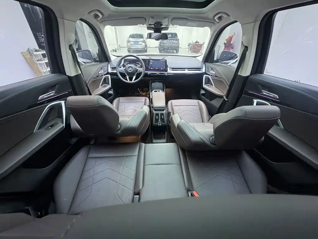 BMW X1 — миниатюра 10