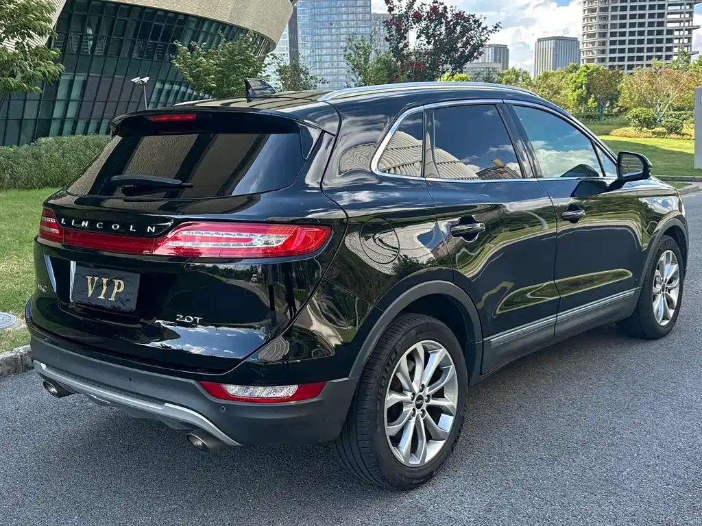 Lincoln MKC — миниатюра 4