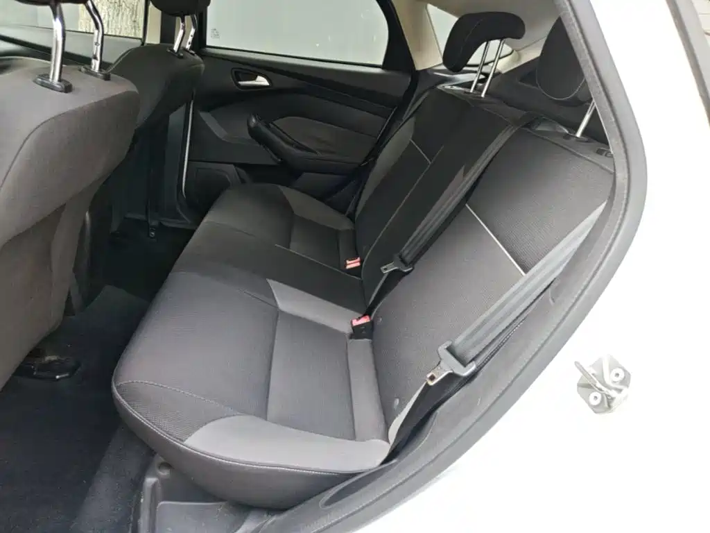 Ford Focus — миниатюра 17