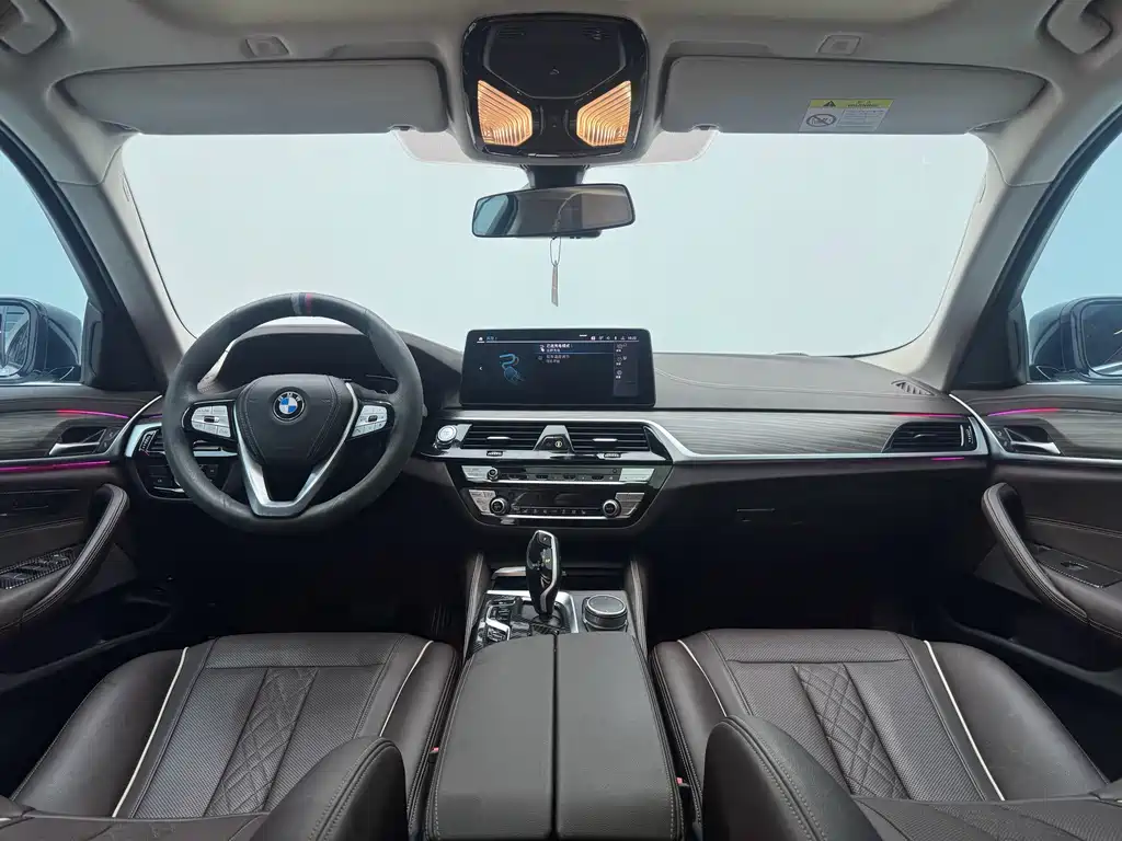 BMW i5 — миниатюра 4