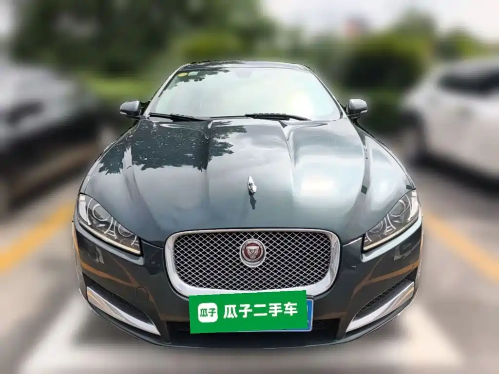 Jaguar XF — миниатюра 5