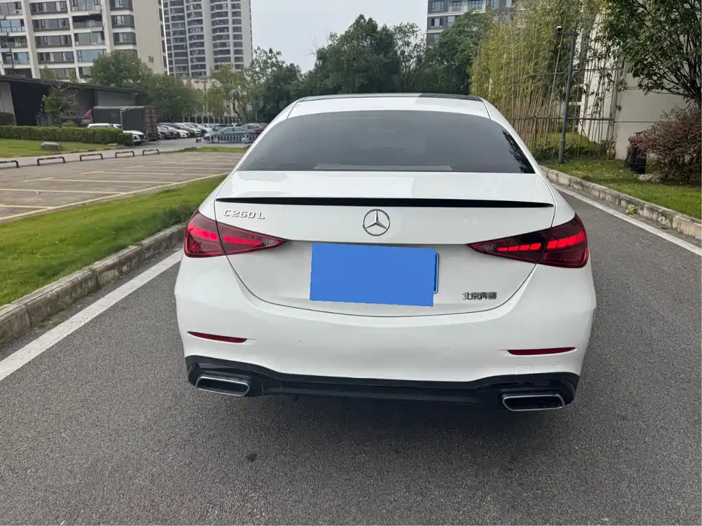Mercedes-Benz C-Class — миниатюра 5