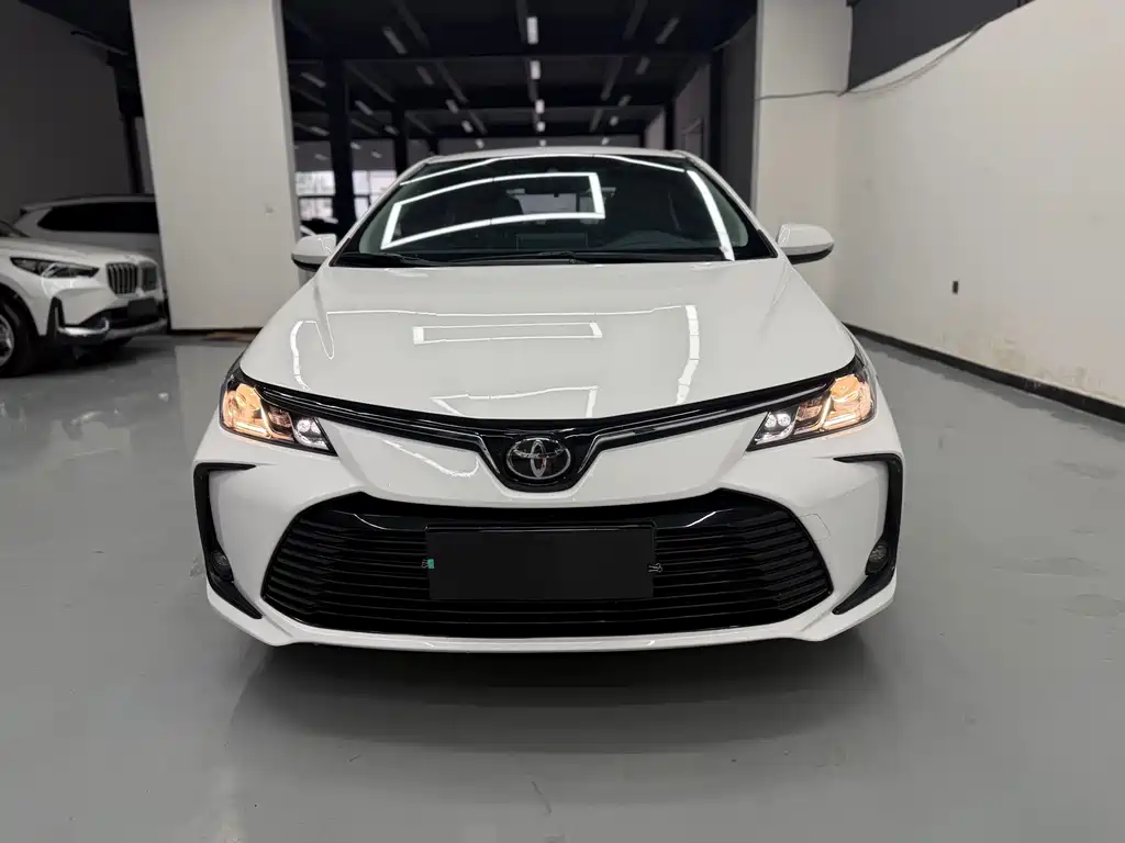 Toyota Corolla — миниатюра 2