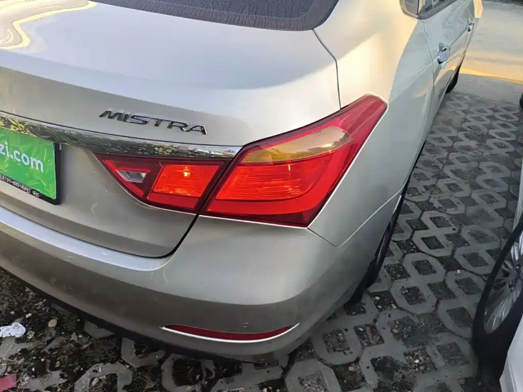 Hyundai Mistra — миниатюра 8