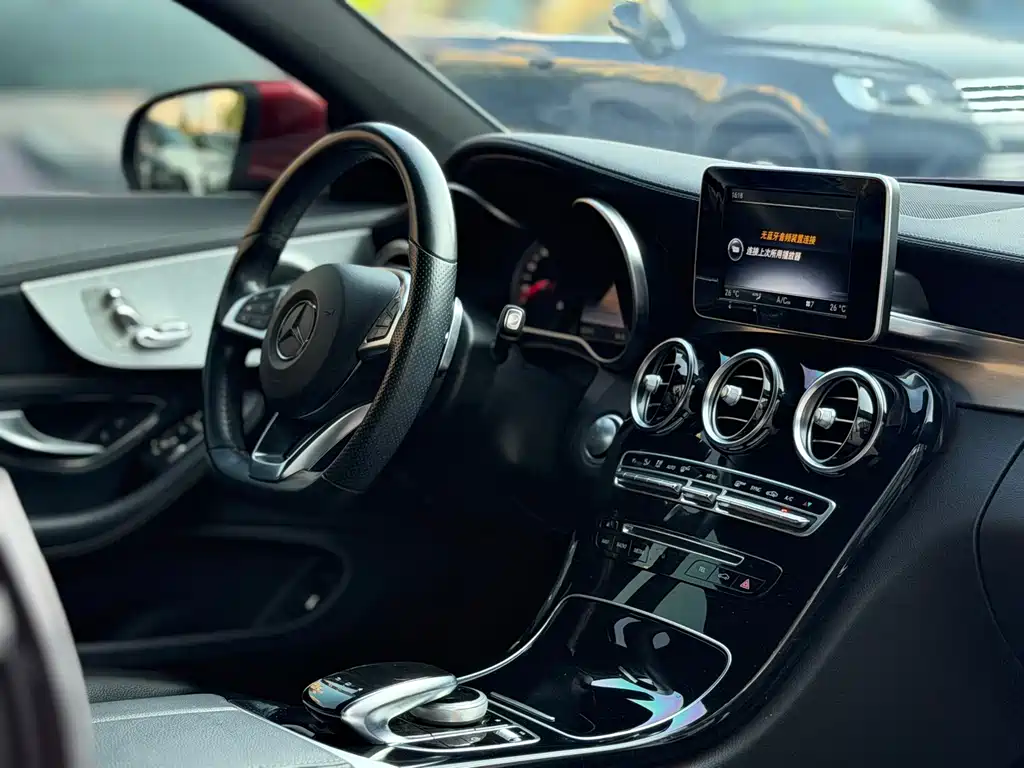 Mercedes-Benz C-Class (Import) — миниатюра 10