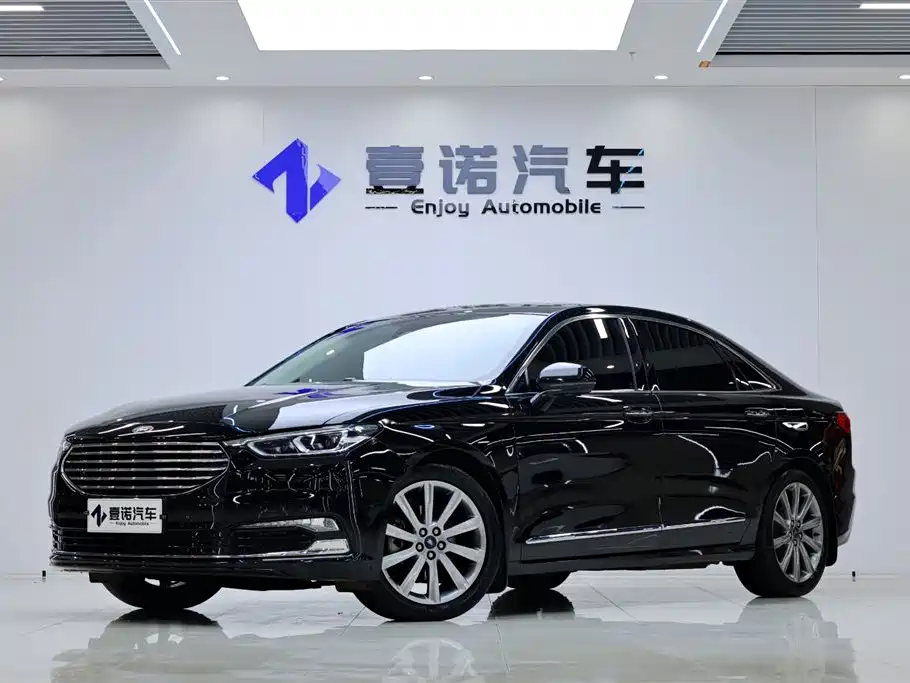 Ford Taurus 2020