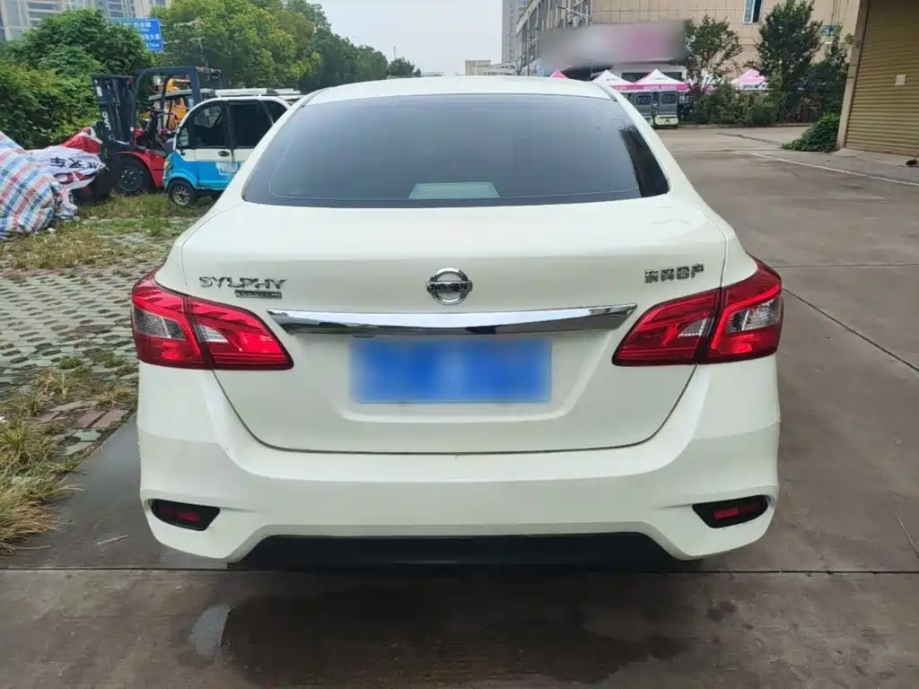 Nissan Sylphy — миниатюра 6