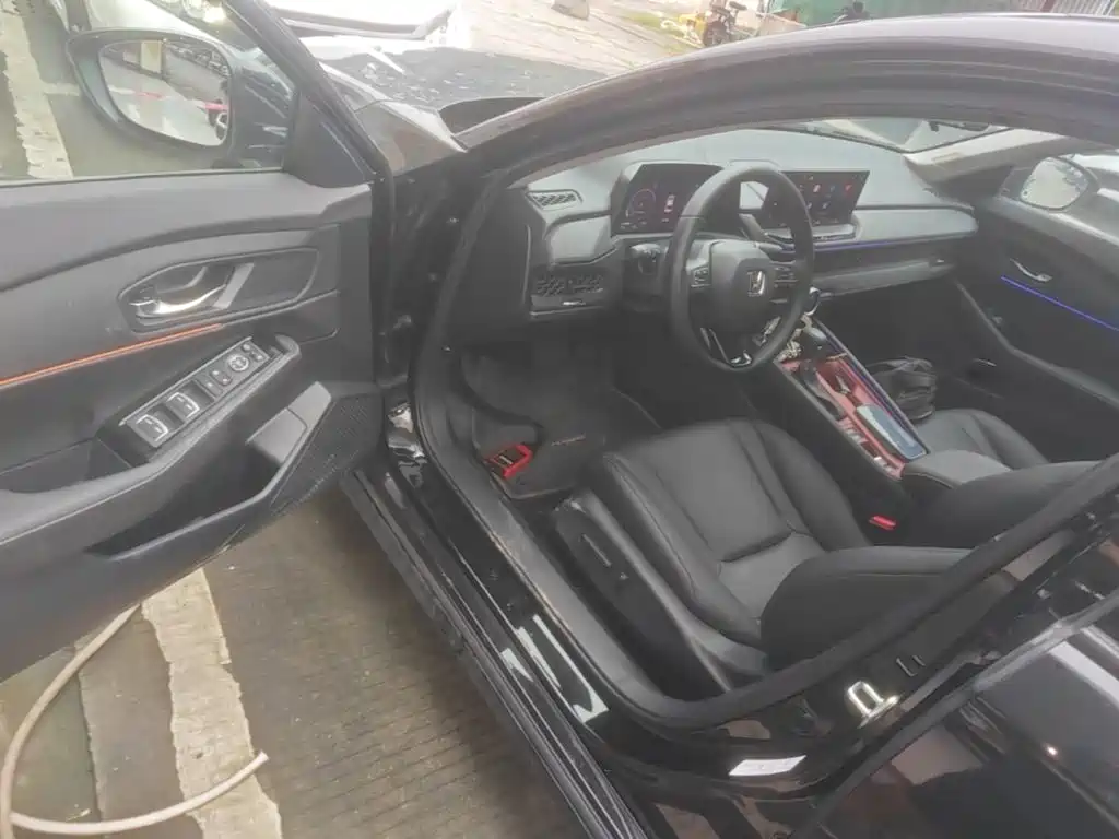 Honda Accord — миниатюра 16