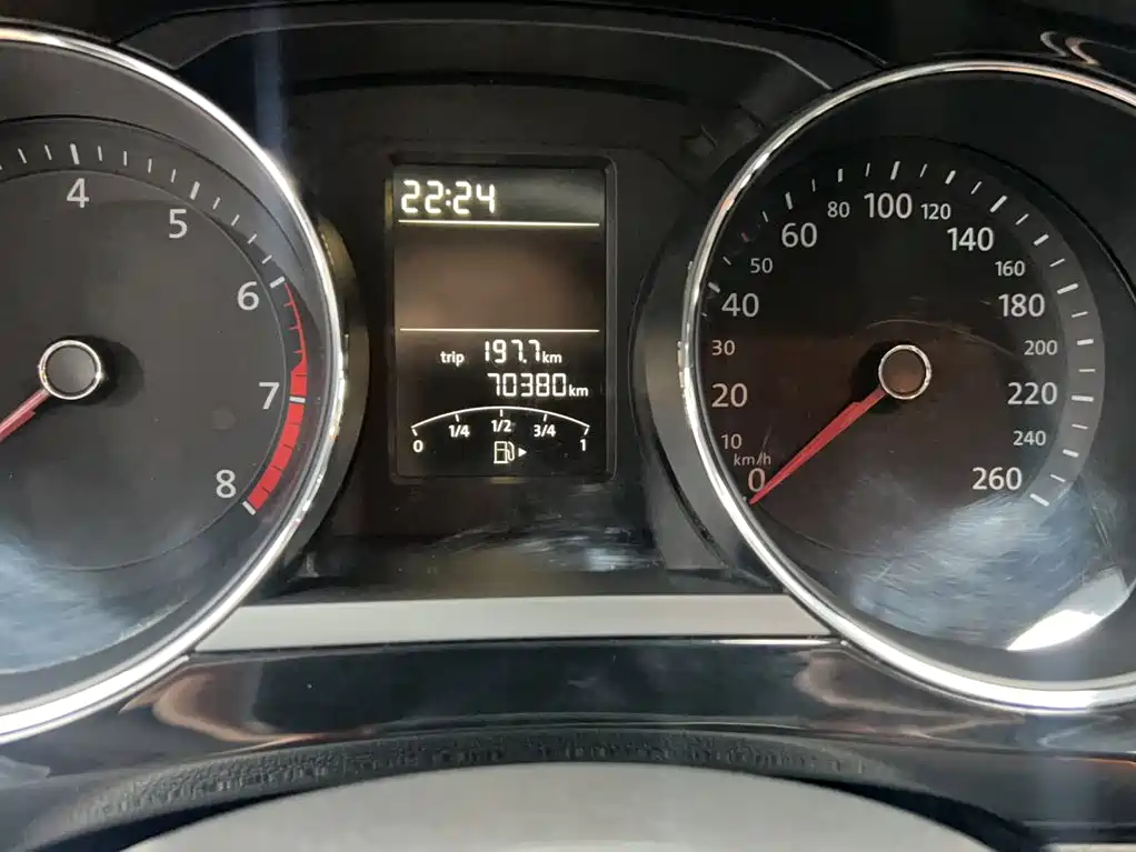 Volkswagen Sagitar — миниатюра 12