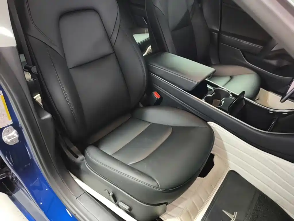 Tesla Model 3 — миниатюра 25