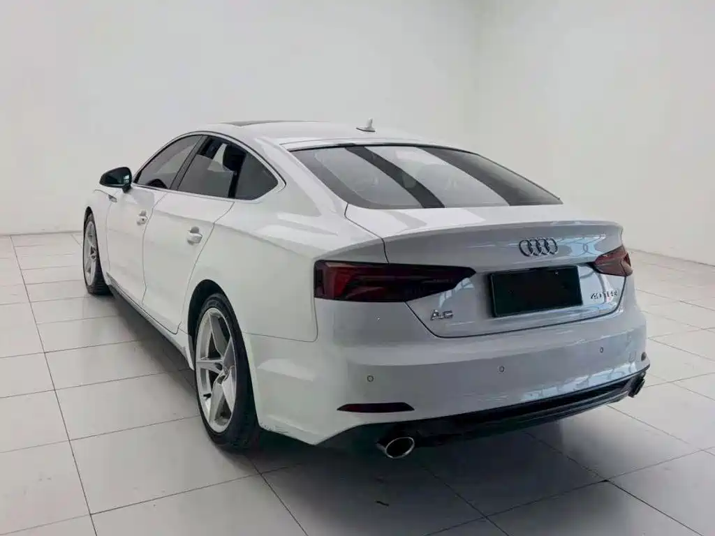 Audi A5 (Import) — миниатюра 7