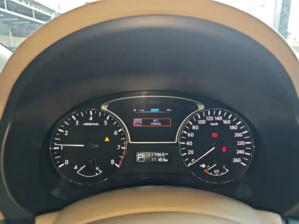 Nissan Teana — миниатюра 12