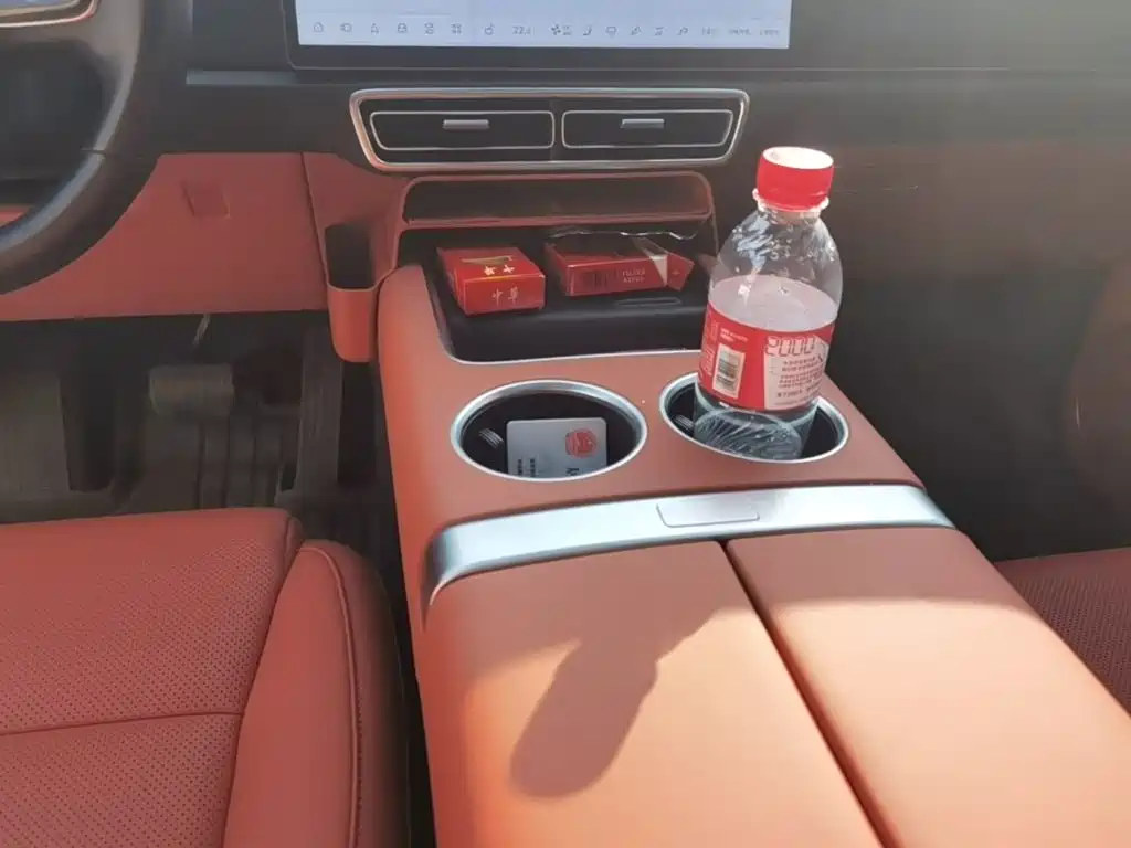 Li Auto Li L8 — миниатюра 14
