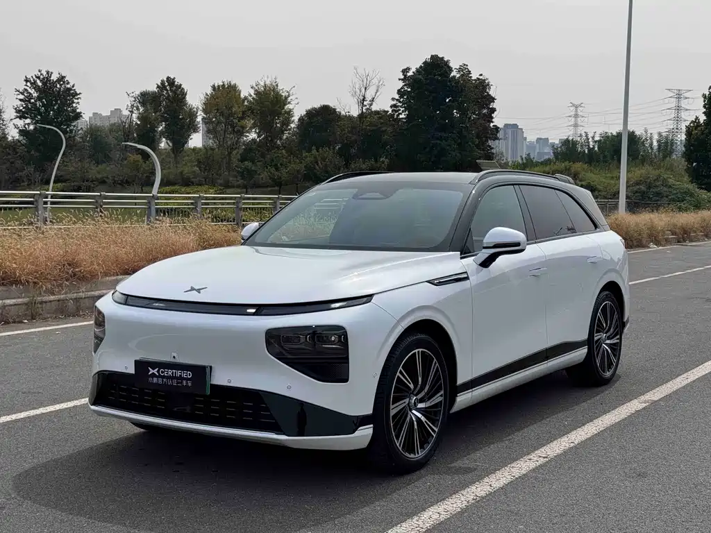 XPeng G9