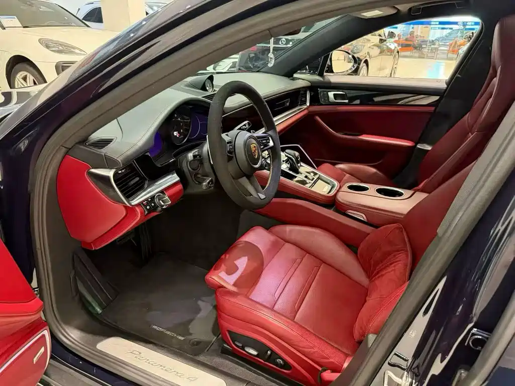 Porsche Panamera — миниатюра 3