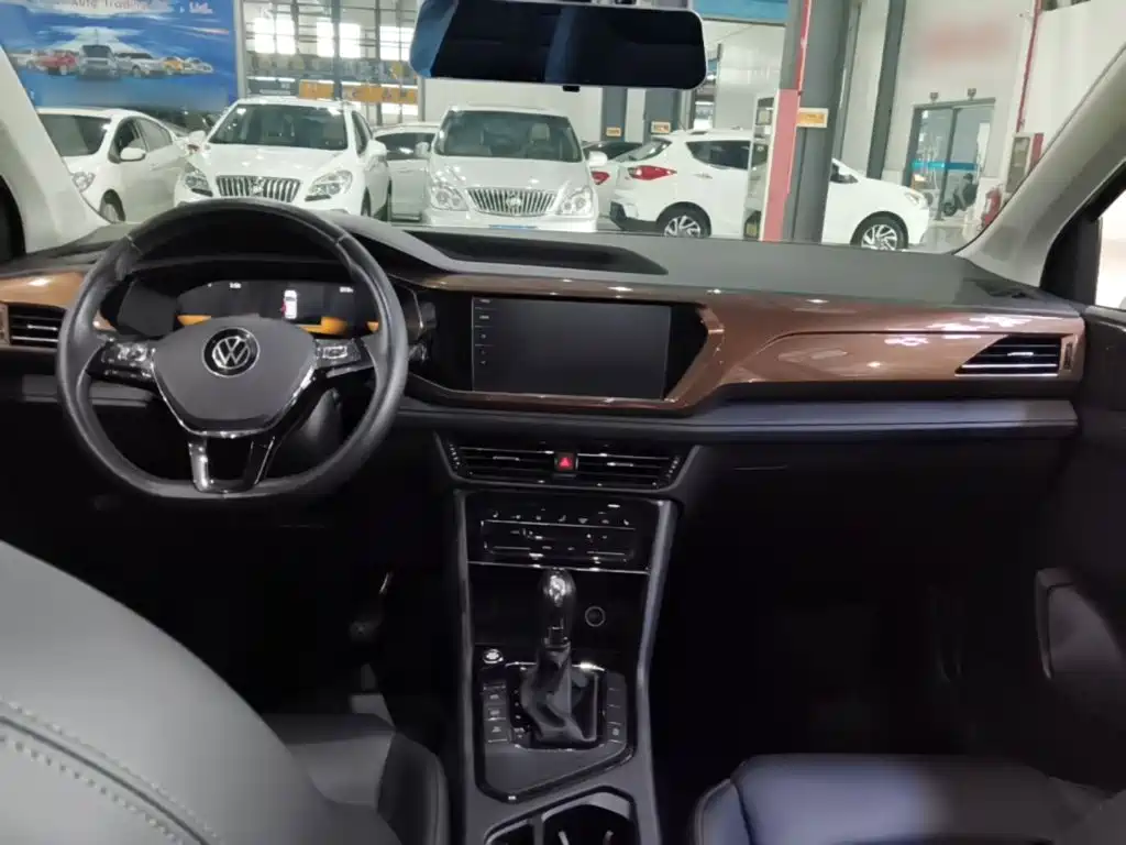 Volkswagen Tharu — миниатюра 10