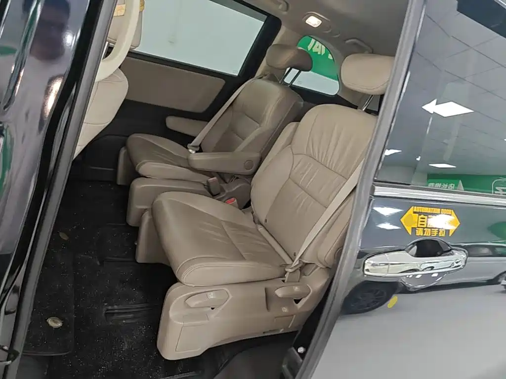 Honda Odyssey — миниатюра 17