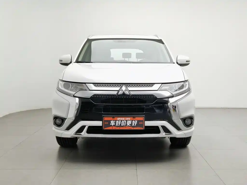 Mitsubishi Outlander — миниатюра 3