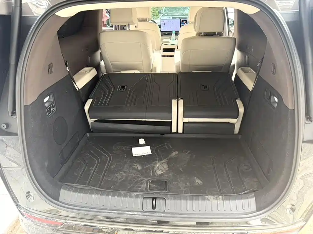 Li Auto Li MEGA — миниатюра 5
