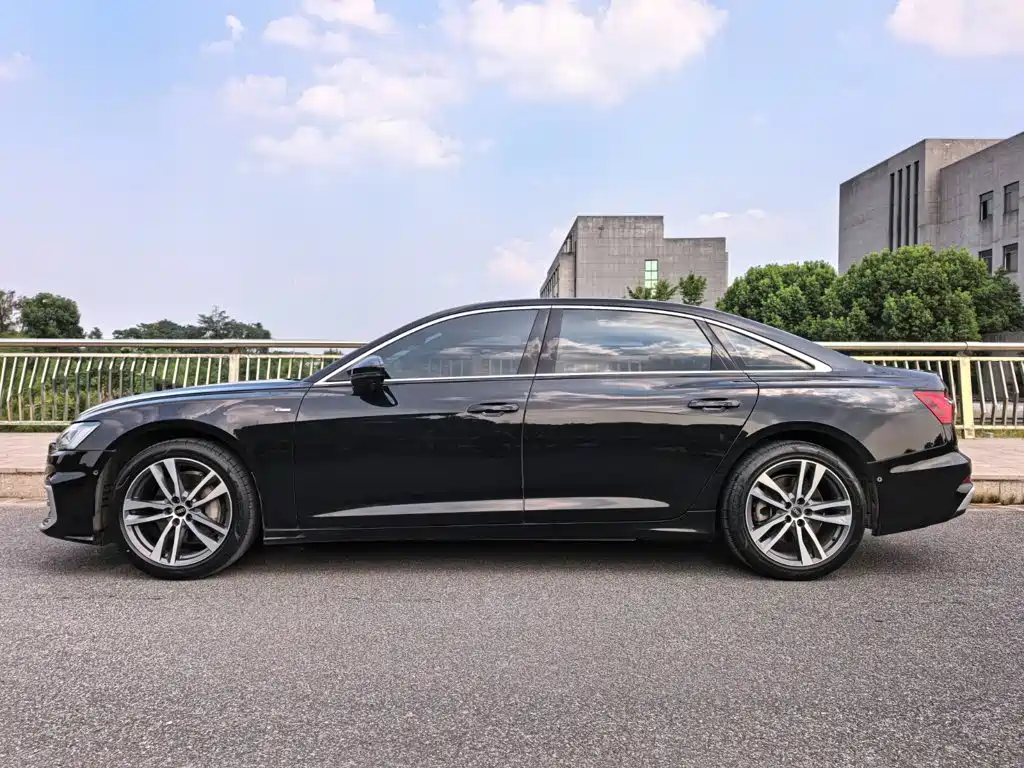 Audi A6L — миниатюра 2