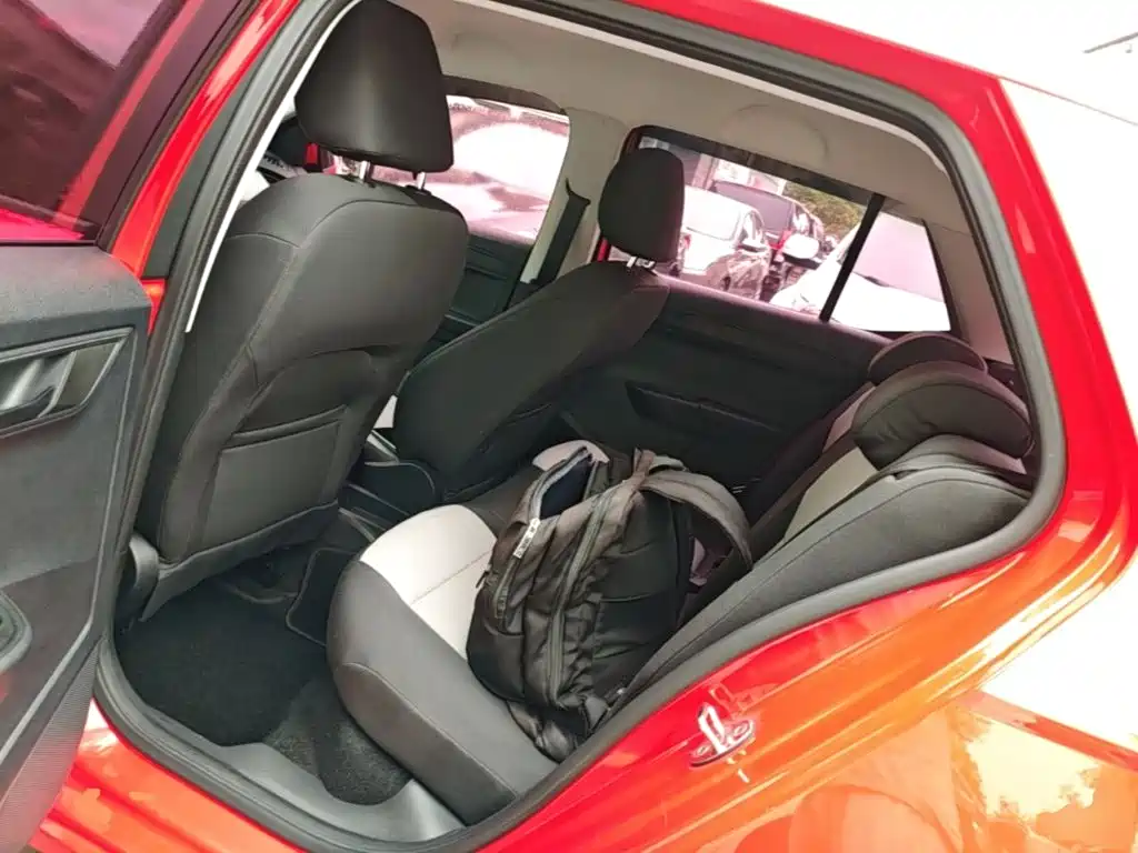 Skoda Fabia — миниатюра 17