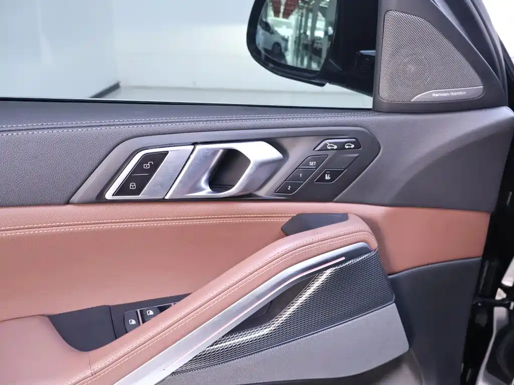 BMW X6 — миниатюра 17