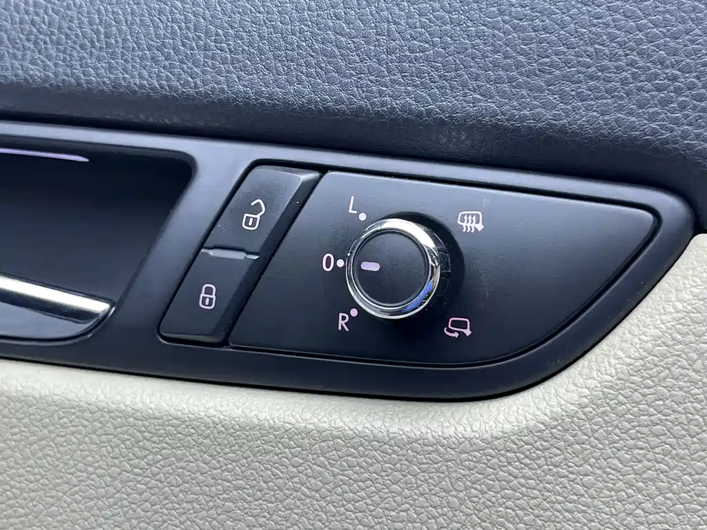 Volkswagen Passat — миниатюра 11