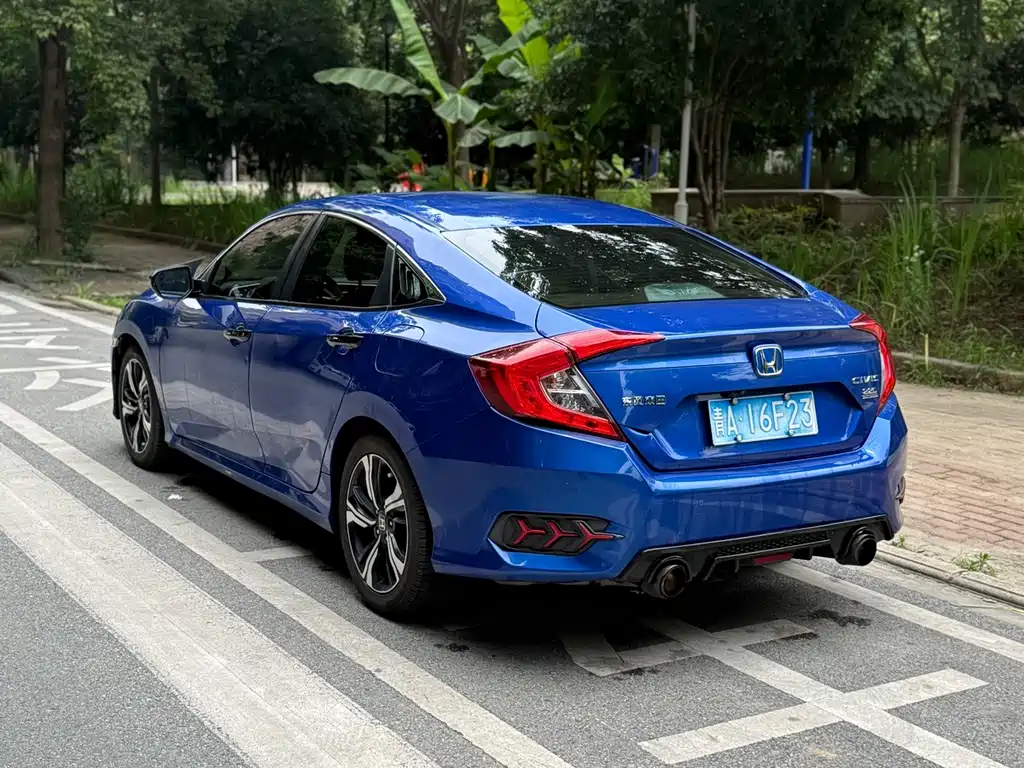 Honda Civic — миниатюра 11