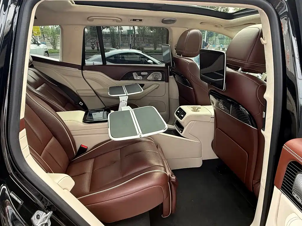 Mercedes-Benz GLS — миниатюра 17