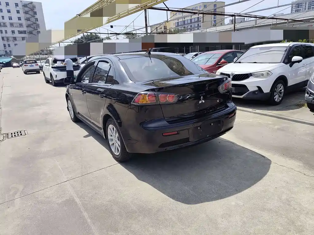 Mitsubishi Lancer EX — миниатюра 2