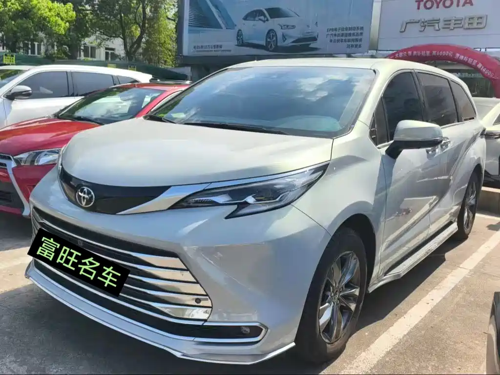 Toyota Sienna 2026