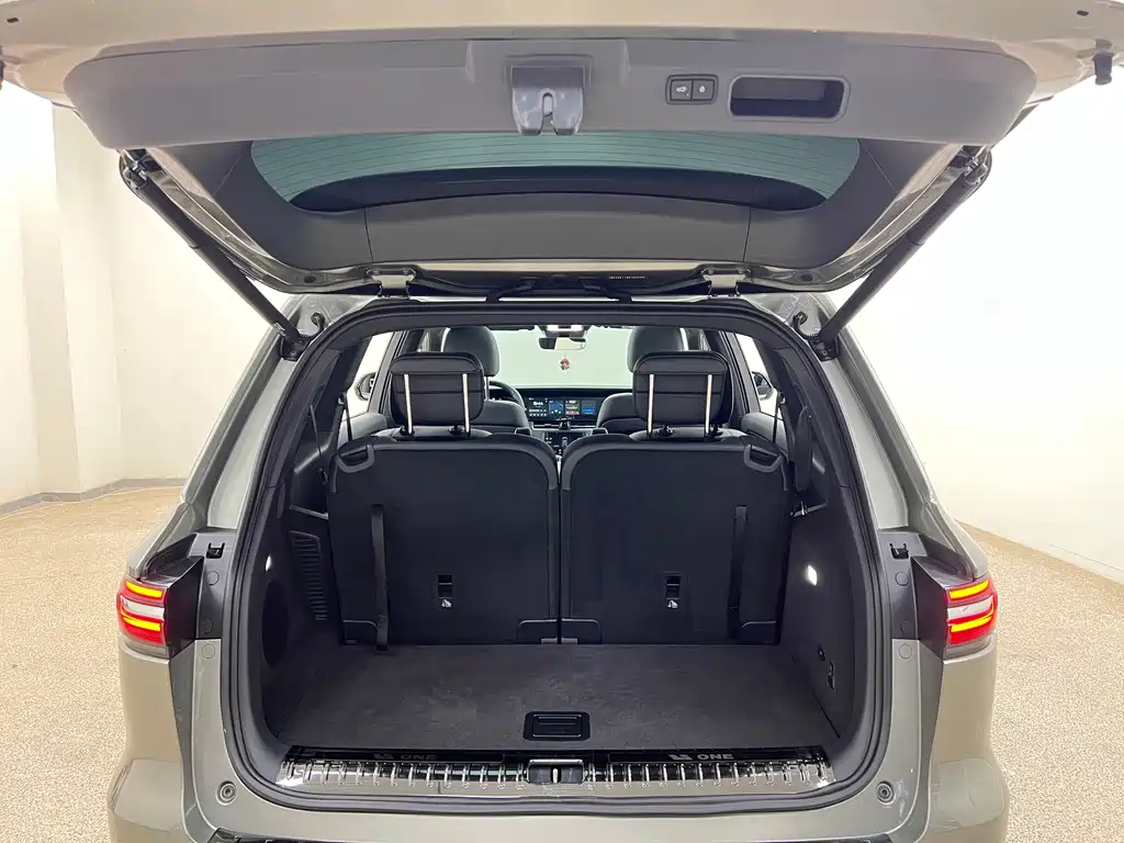 Li Auto Li ONE — миниатюра 30