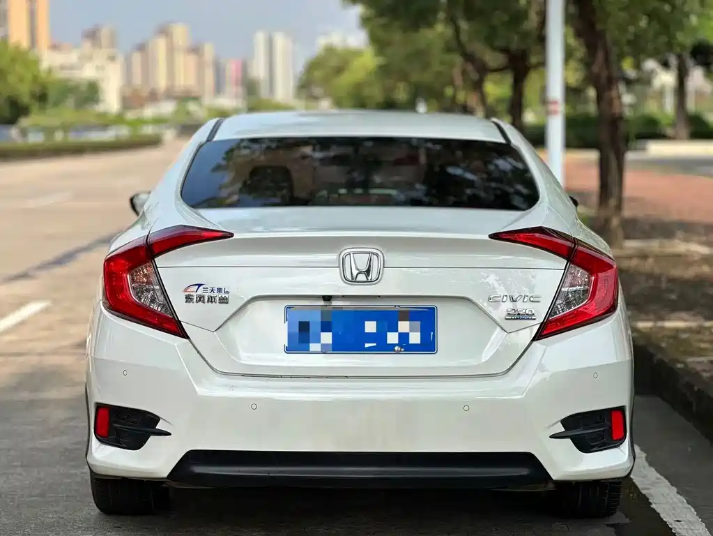 Honda Civic — миниатюра 9